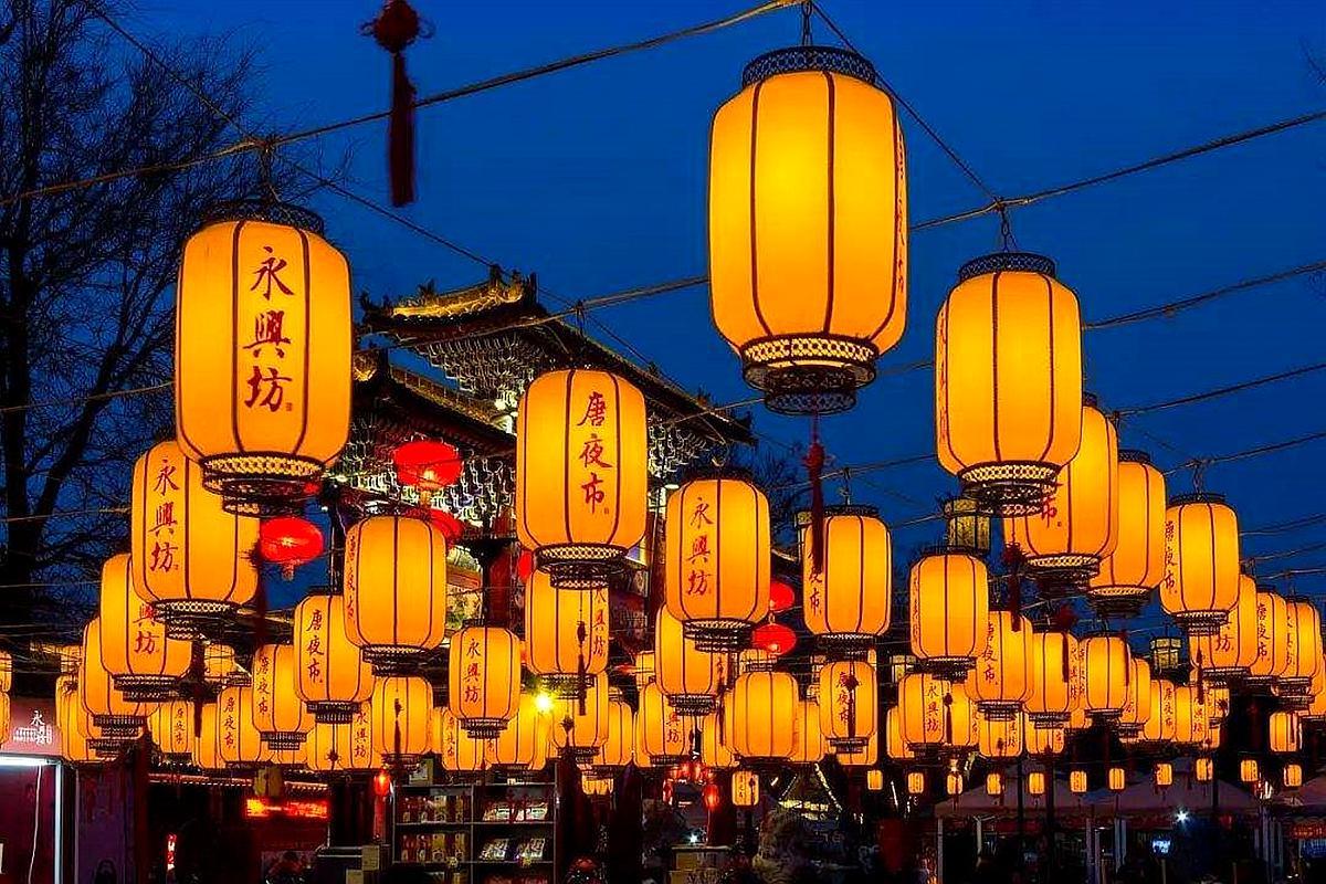 古都回民街人间烟火气,外地人来西安必去景点