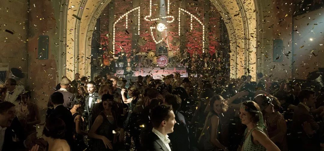 电视剧巴比伦柏林简介,关于巴比伦的电视剧