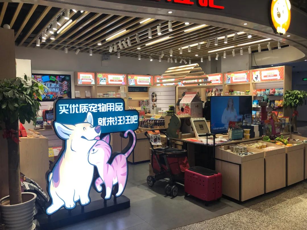 靠十平米小店铺月挣10万,10平米店做什么可以月入过万