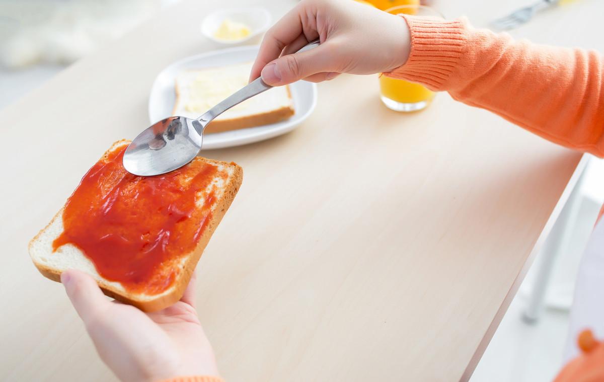 烂脸修复最适合用什么护肤水,烂脸修复日常