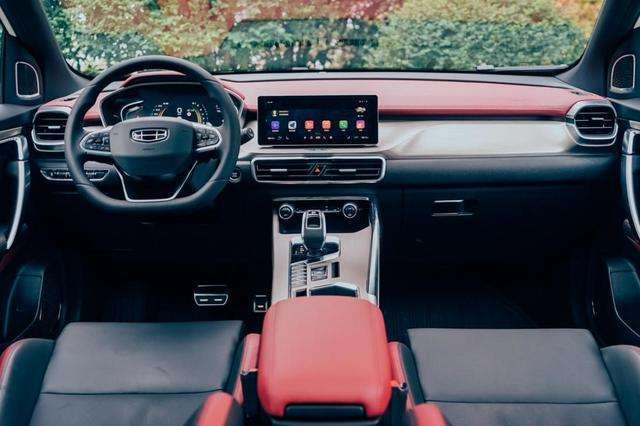 爆款小型suv吉利缤越值不值得买,吉利缤越小型suv哪款好