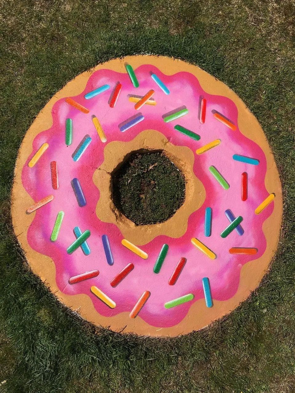 奥斯卡影帝沦为服务员？好莱坞星光大道被糟蹋？网友惊呼神操作