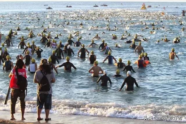 9个动作帮你打造迷人鲨鱼肌,100个游泳小技巧