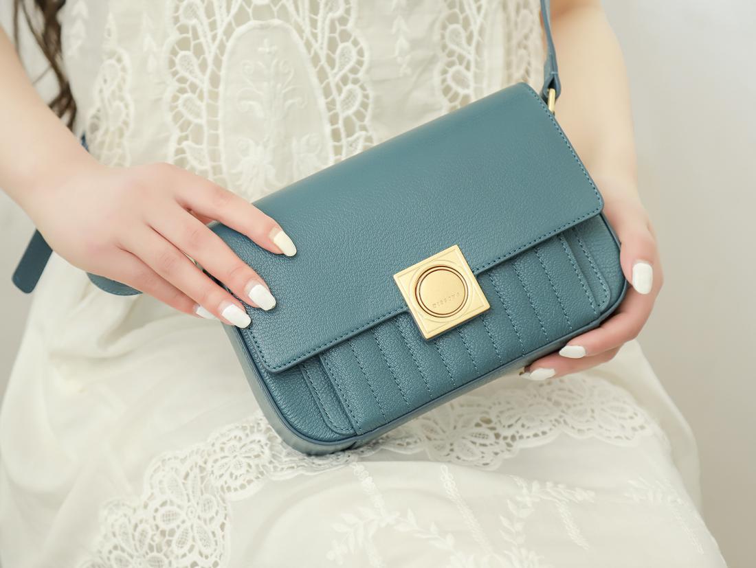 新款时尚爆款小方包,新款简约质感小方包