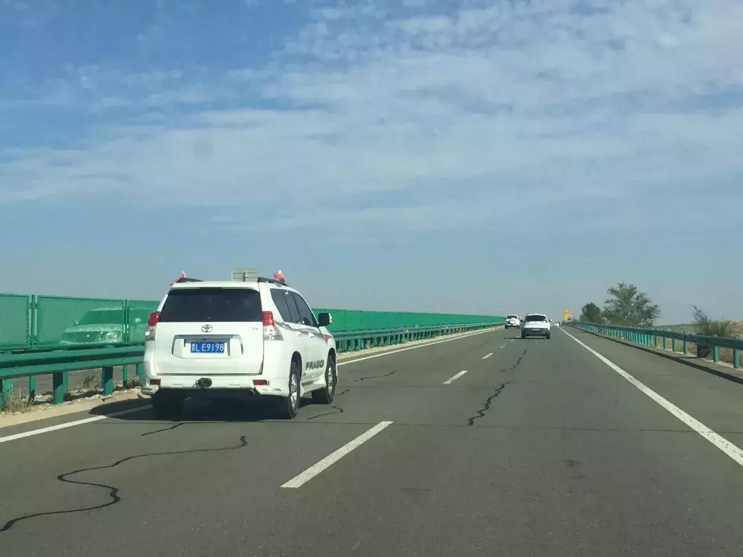 阿拉善盟有车吗,阿拉善盟没有轿车吗