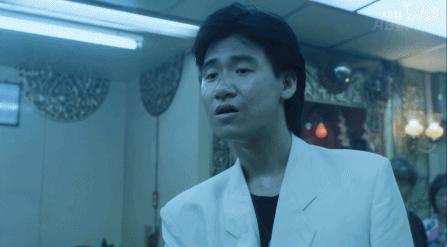 这个用粤语号召大家喝奶茶的男人，霸占了我的群聊