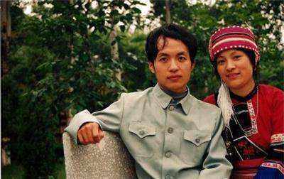 分析顾城一代人的思想情感,巨婴诗人顾城完整版