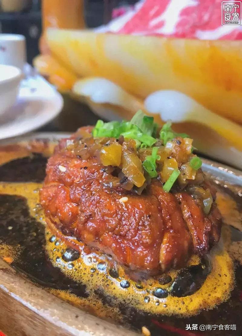 南宁三街两巷辣府火锅好做吗,超多明星去吃的火锅店