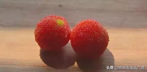 睾丸一直湿湿的吃什么药,睾丸处总是湿湿的吃什么药