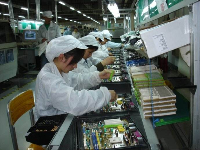 富士康程序员薪资,富士康程序员的工作压力有多强