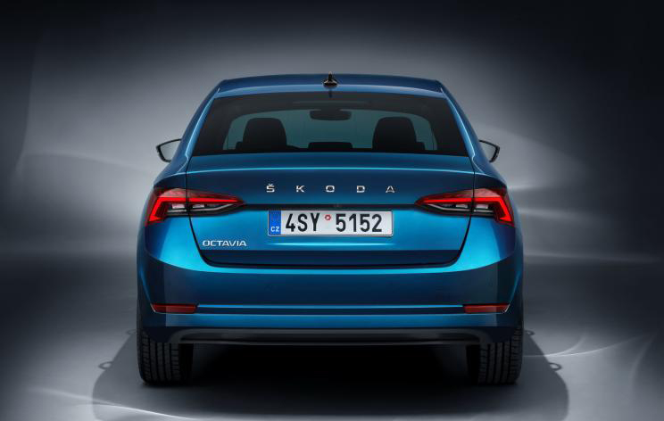 全新斯柯达明锐实车亮相,斯柯达明锐新款尾标