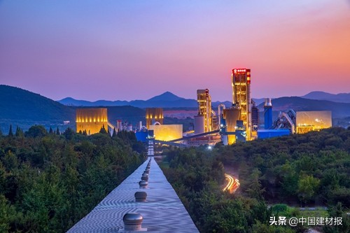 写在石头上的汉字,刻在石头上的诗句