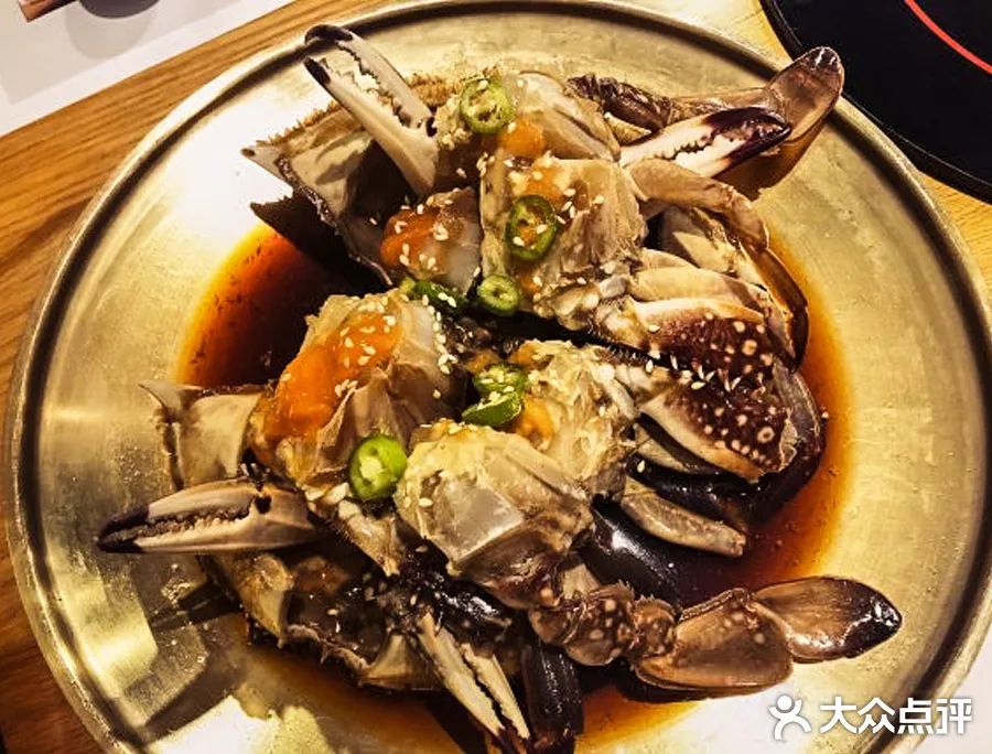 请问选大螃蟹怎样的才好吃,挑螃蟹最好吃的方法