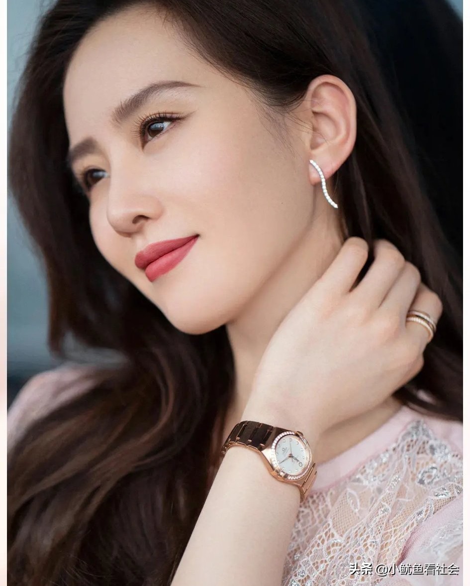 为什么夏天晒黑冬天能变白,夏天要喝什么皮肤才能变白