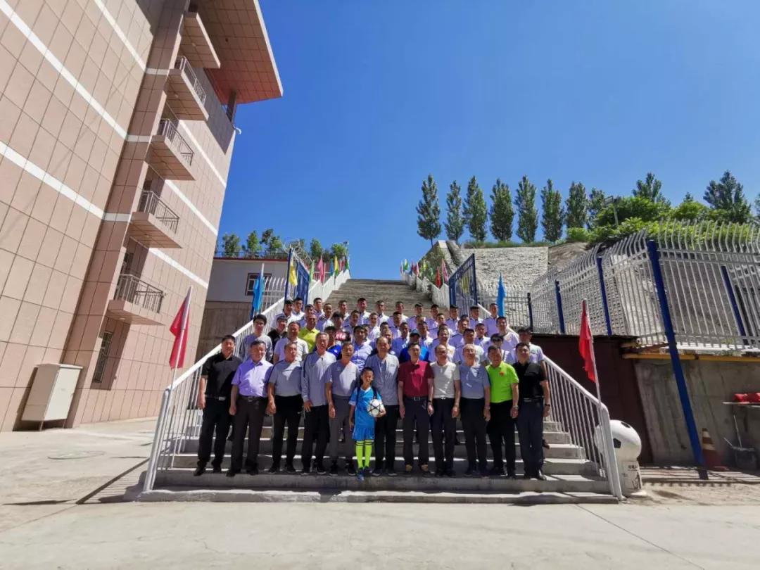 中国足球青训训练营,中国足球名宿团