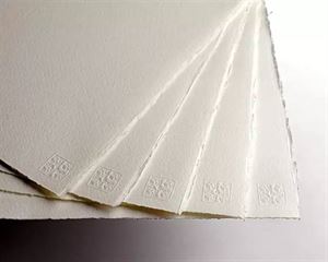 水彩画纸是宣纸吗,水彩画要用什么纸