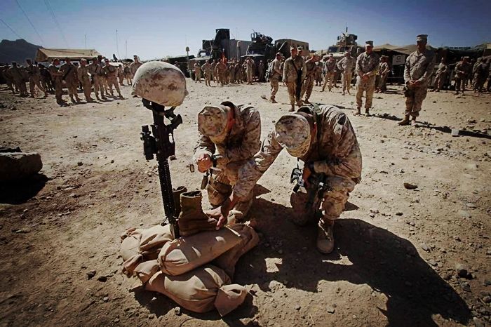 印度男子闯入美军营地宿舍,印度男子闯入美国女兵营房