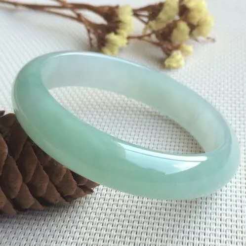 买翡翠怕上当十秒钟学会,买翡翠不上当的秘诀非常有用