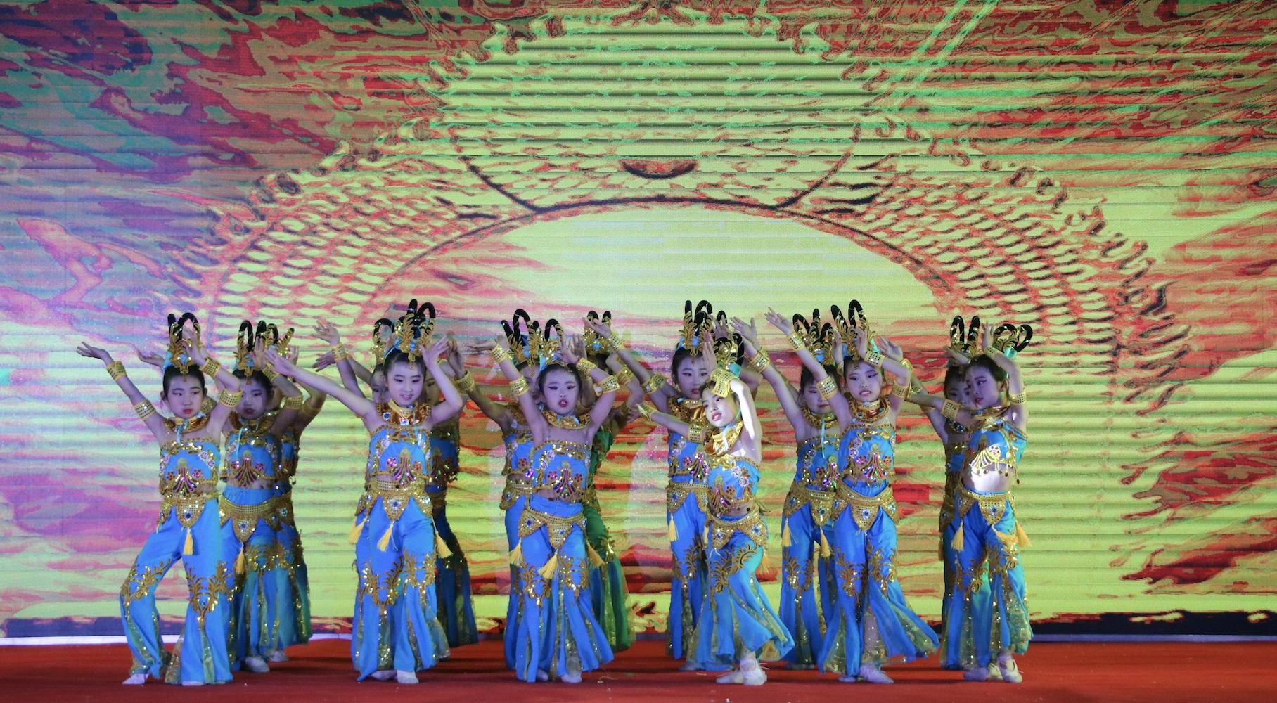 群星璀璨盛典,群星璀璨新年献礼