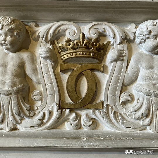 chanel首饰设计,chanel新款金色