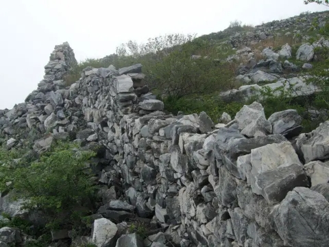 娌冲崡鍗楅槼鍗冨勾鍙ゅ,鍗楅槼瀵哄簷椋庢櫙