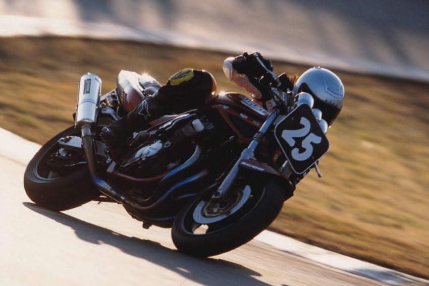 铃木四缸摩托车gsx600实拍,日本进口铃木gsx400摩托车