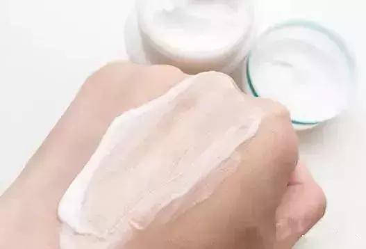 国货面霜保湿滋润秋冬平价,面霜油皮秋冬平价