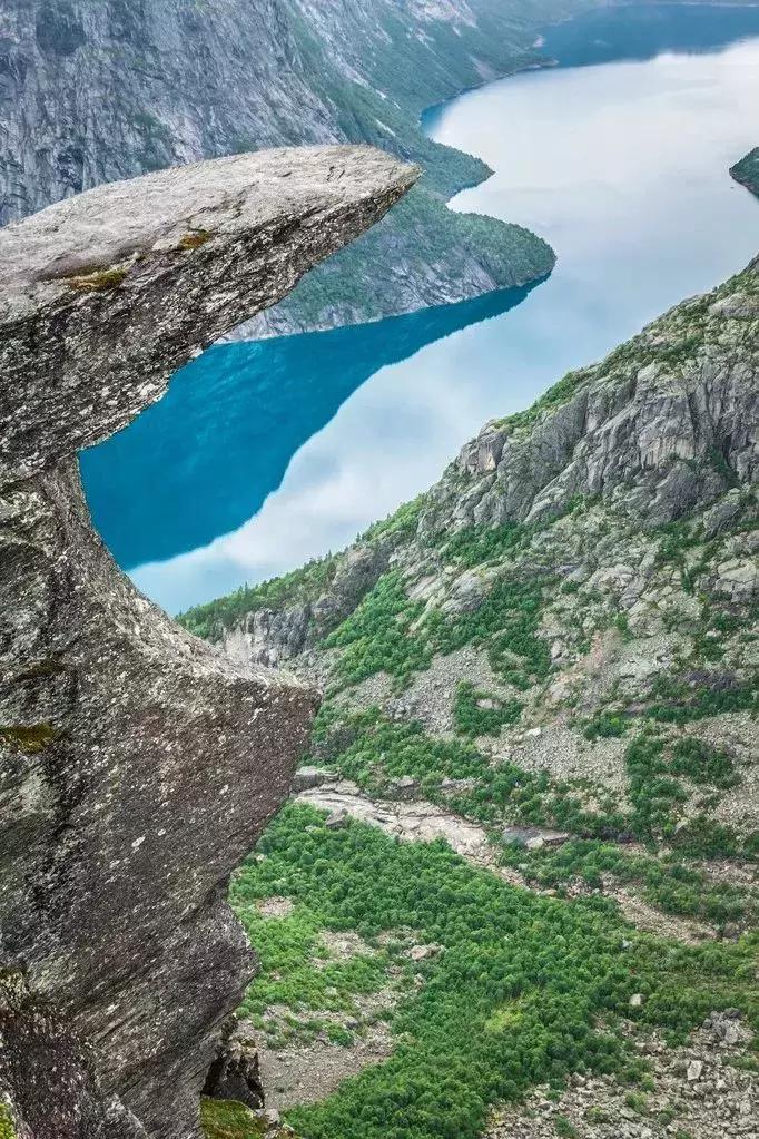 它连续N年被评为全球最宜居国度No.1，此生攒钱也要去！