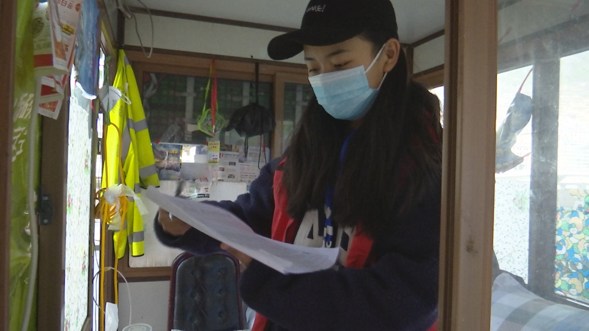 一天跑20趟超市，00后大学生志愿者贴心代购好暖心