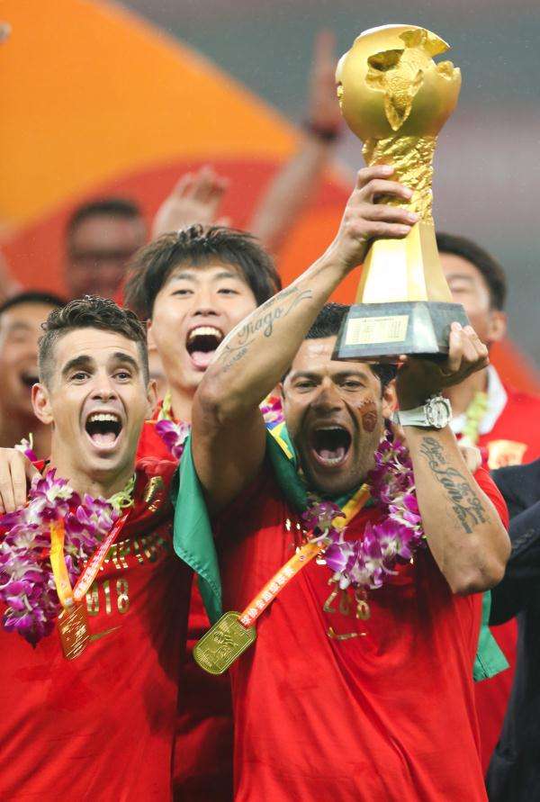 上港亚冠正赛的功臣,上港三大功勋是谁