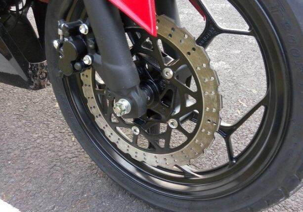 川崎ninja250和小忍者的区别,川崎ninja小忍者250和400区别