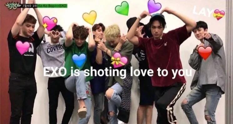 出圈神图高颜值,那些出圈的神图瞬间