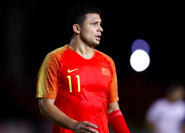 国足0-3不敌韩国比赛结束观众反应,世预赛国足0:3不敌韩国赛后采访