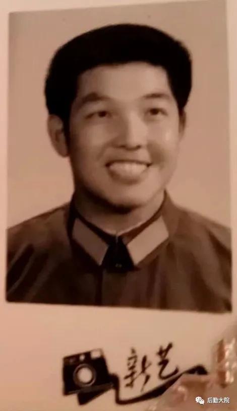 鐕曞北鑴氫笅鍐涙牎鍥剧墖,鐕曞北灏戝勾鍐涙牎