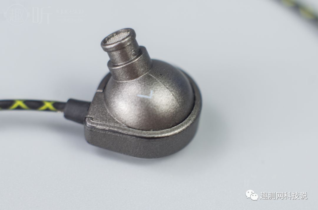 edifier漫步者头戴式经典版测评,edifier漫步者h297入耳式耳机测评