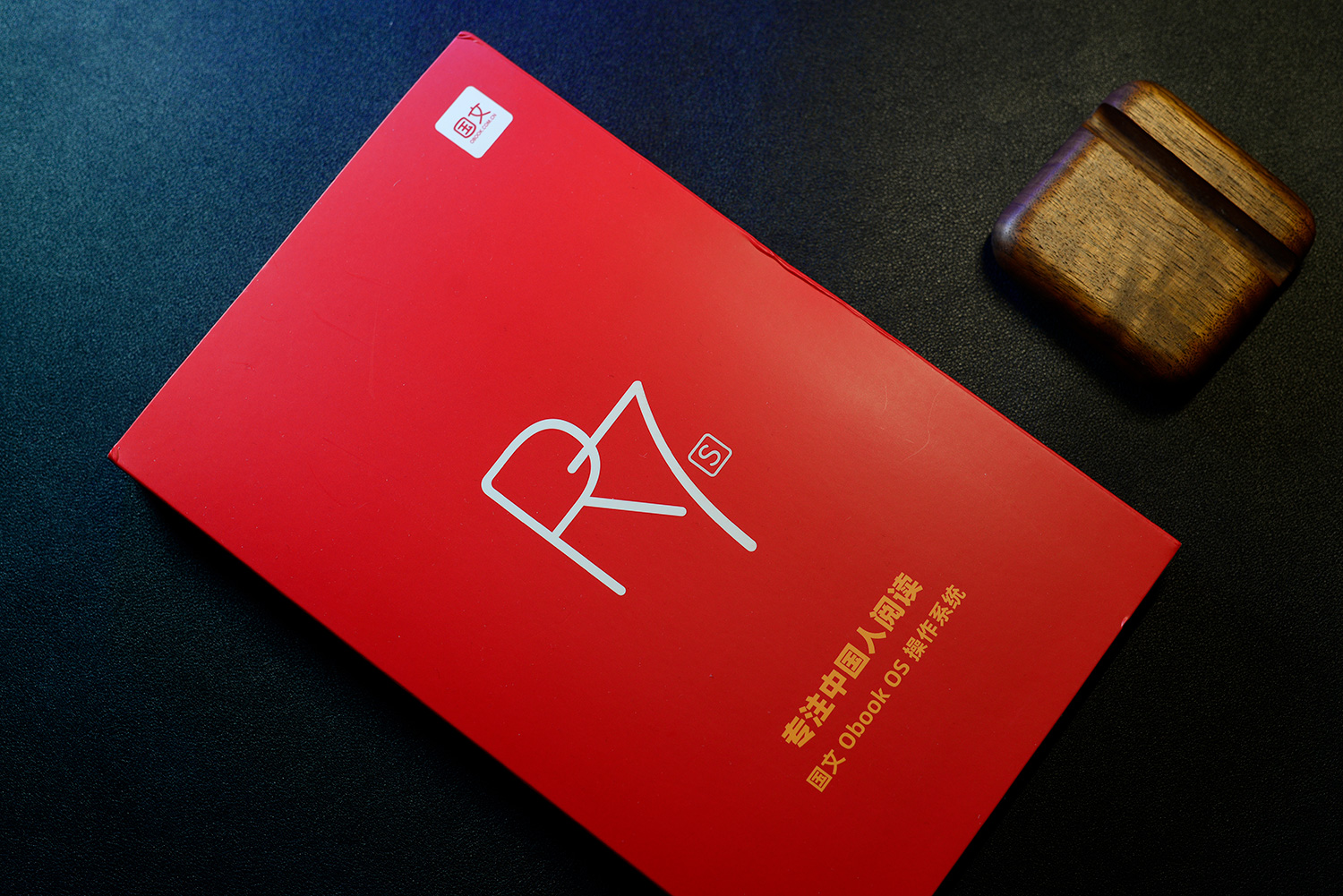 比kindlekpw好的阅读器,kindlepaperwhite5和oasis对比