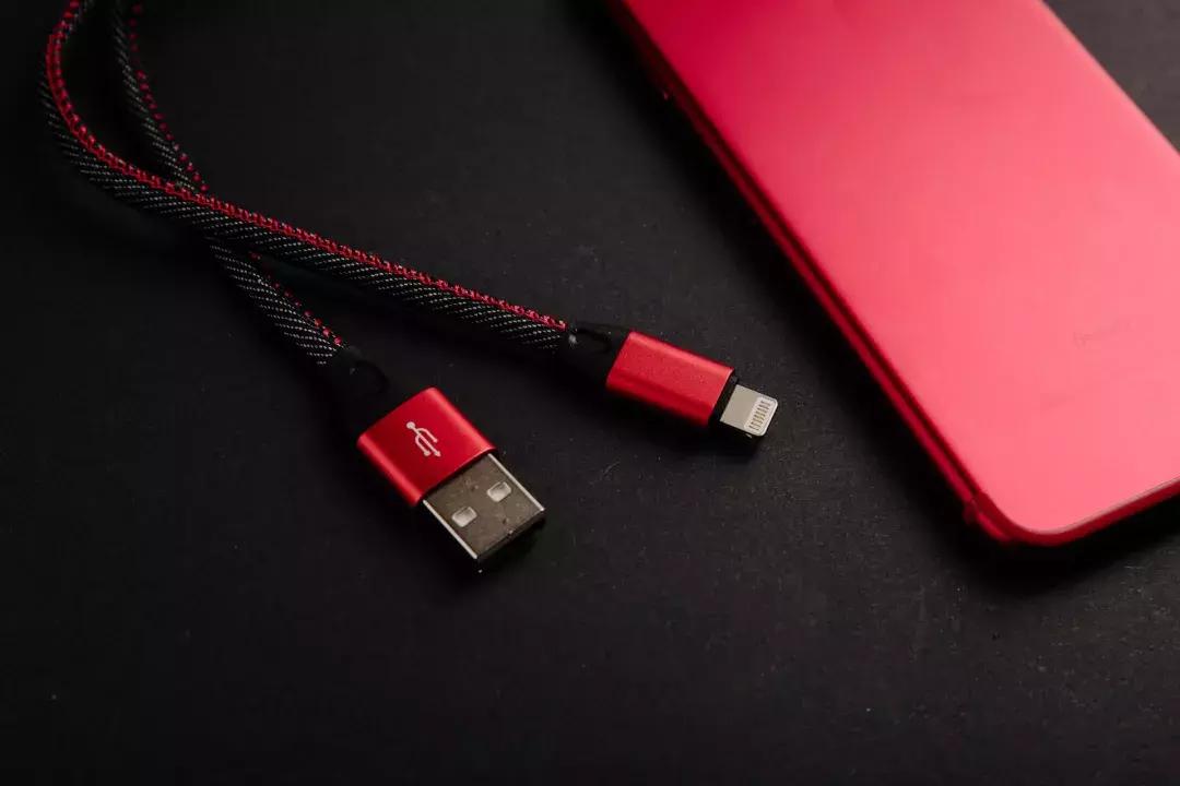 充电要快还得“能屈能伸”，买数据线看这个就够了