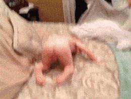 摇晃哄睡宝宝真的会引起脑瘫吗,月子里宝宝剧烈摇晃会导致脑瘫吗