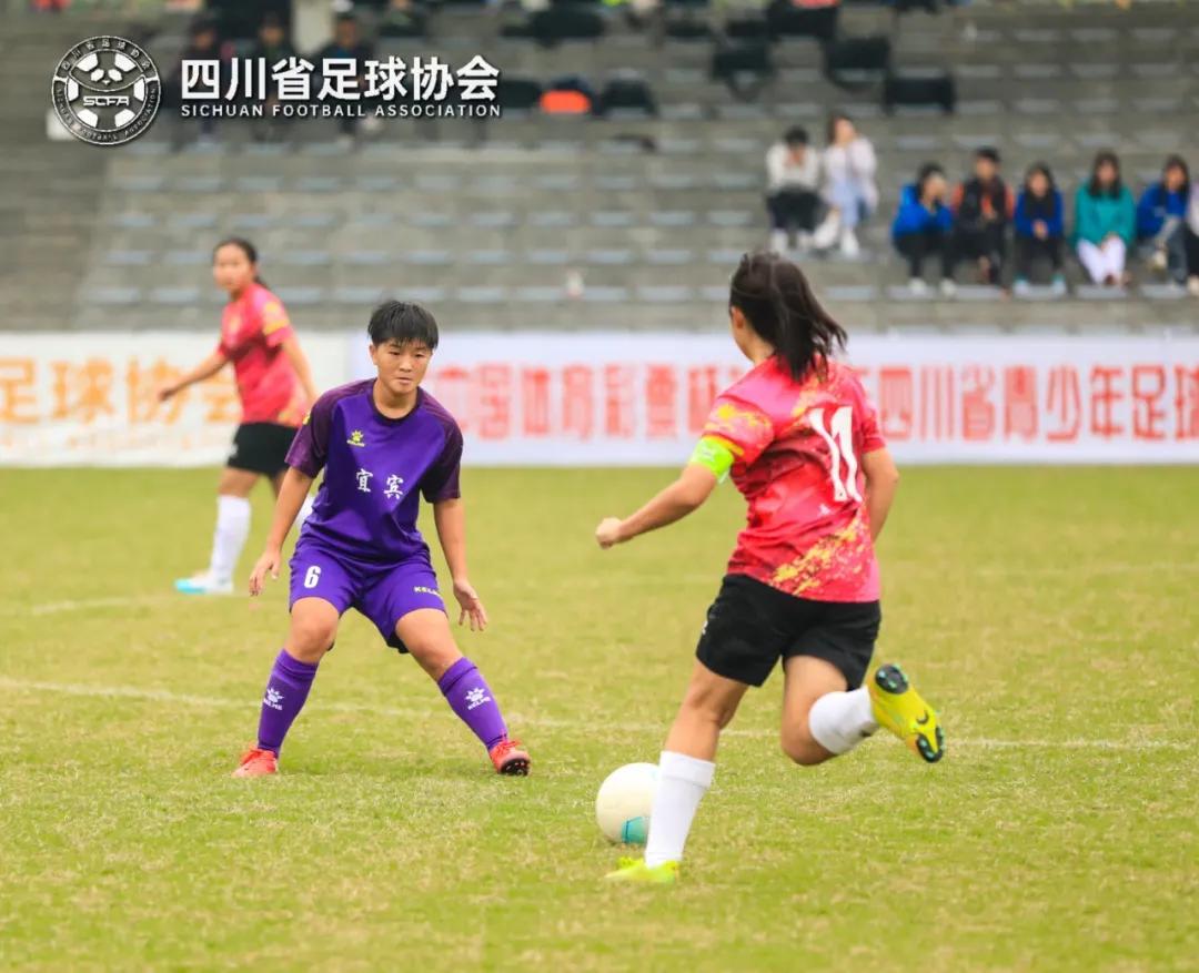 为中国女篮球队点赞,四川广元中学足球队