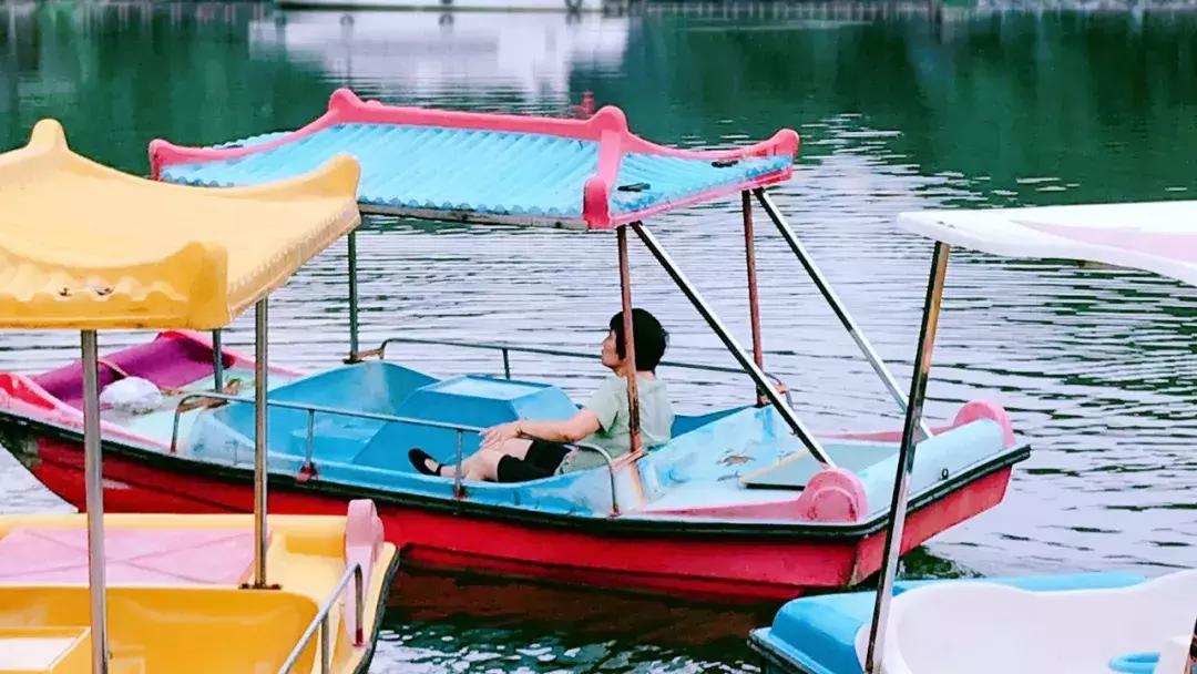 央视挖出来浙江冷门小城，小小鸭头都是世间绝味，人均100+住别墅