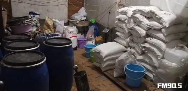 街头发廊怎么挣钱,街头染发1块钱