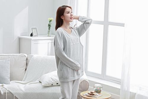 夫妻两人去寺庙后婚姻出现问题,妻子从寺庙回来和老公离婚