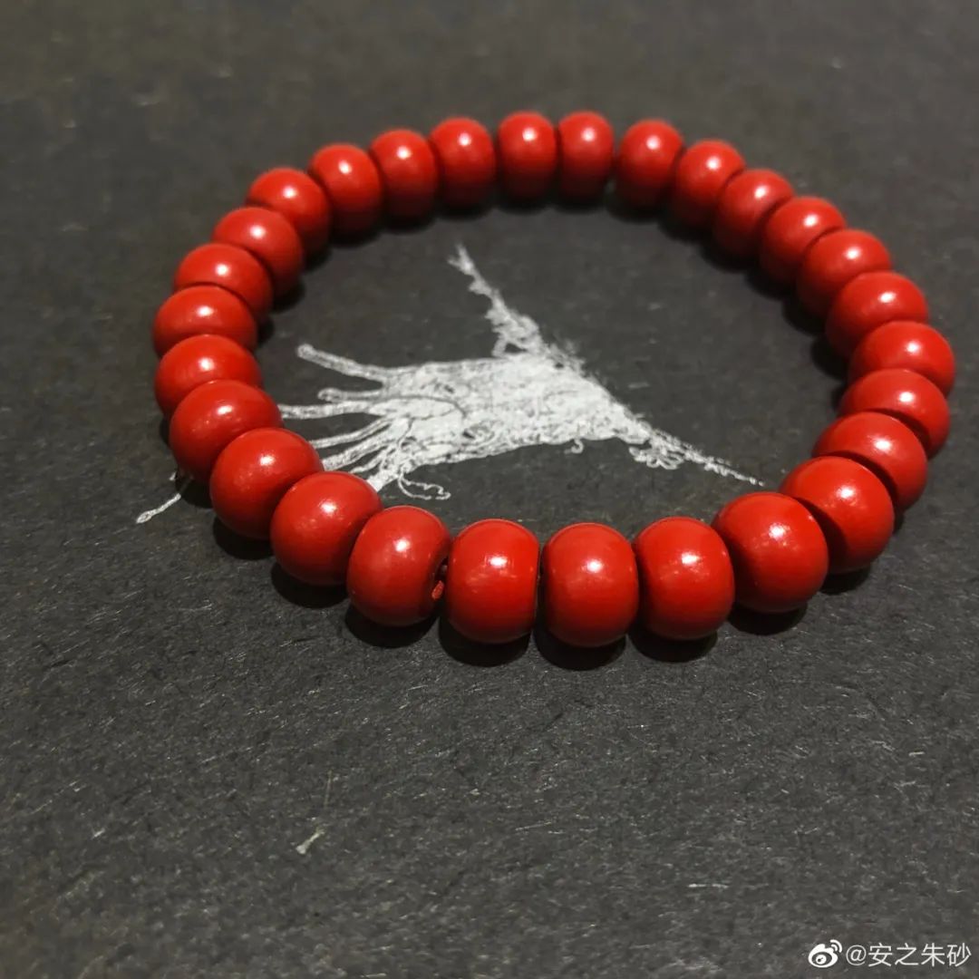 什么手串对自己的运气比较好,2024本命年带什么手串