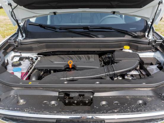 全新哈弗h6油耗比19款少么,哈弗h6三代1.5t自动两驱max的油耗