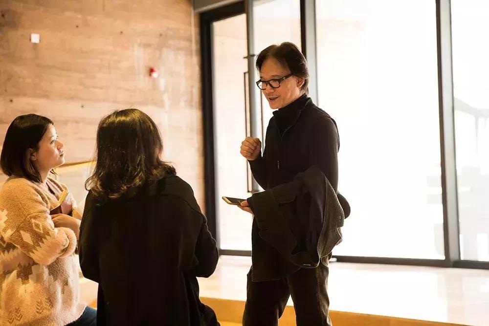 艺术家景德镇做陶瓷,采访一个陶瓷收藏家