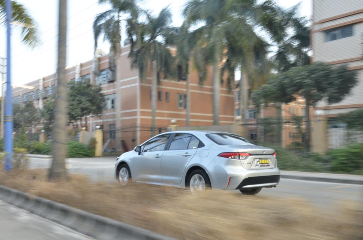 丰田雷凌中保研100%碰撞测试,中保研雷凌21款碰撞测试视频