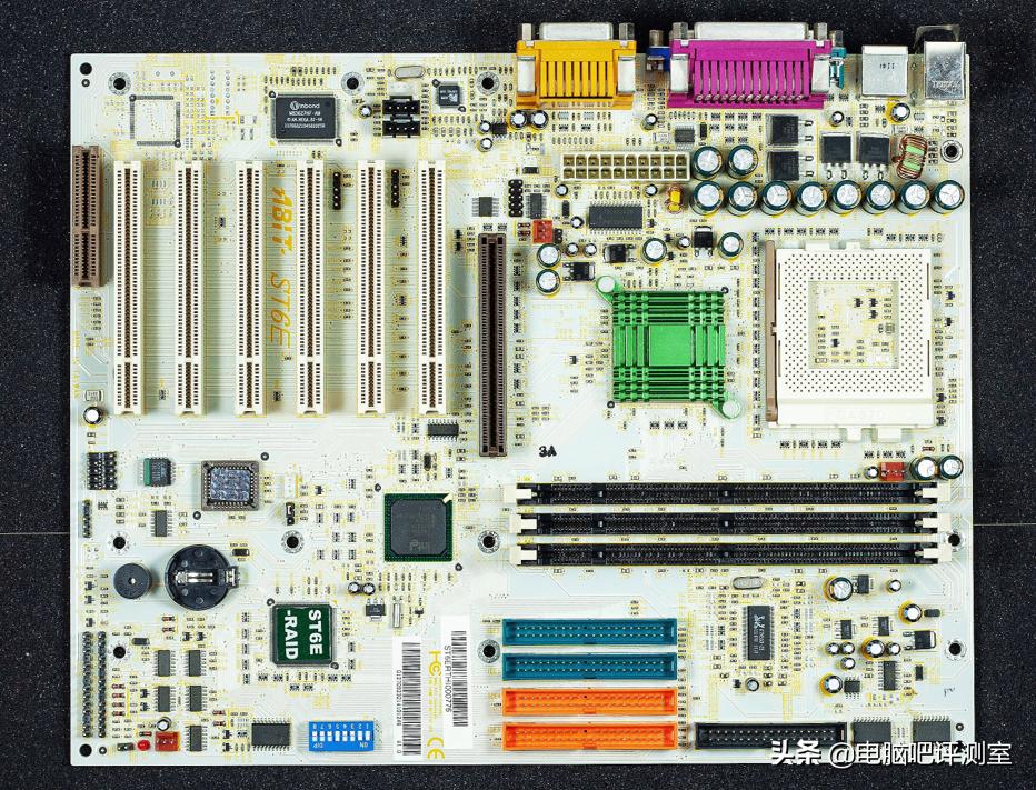 各种造型怪异的机箱,长得奇怪的电脑机箱