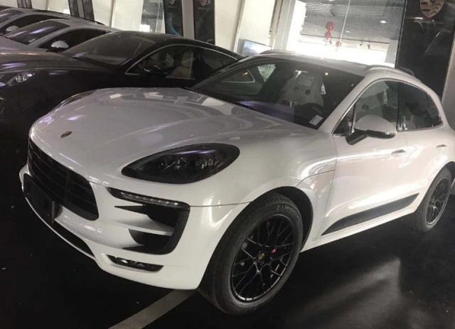 8万一台的泡水保时捷敢买吗,保时捷200万泡过水后还值吗