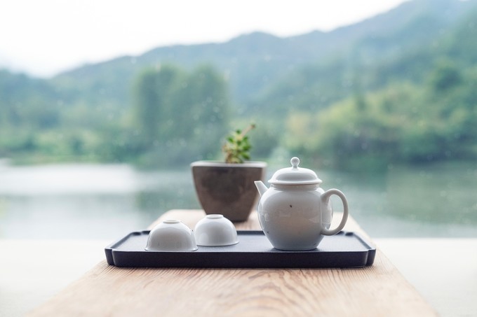 心中有桃花源何处都是山水间,心中若有桃花源何处是水云间