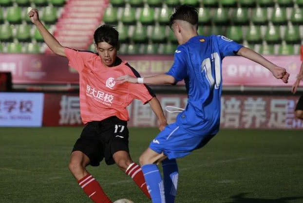 广州恒大vs东方体育7:0,中国男足与越南足球比赛时间表